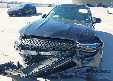 2022 Mercedes-Benz C 300 4Matic z USA, uszkodzony, nr VIN W1KAF4HB7NR067185